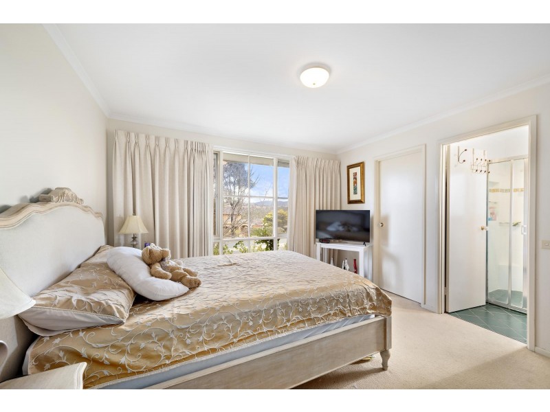 35 Summerland Circuit, Kambah ACT 2902