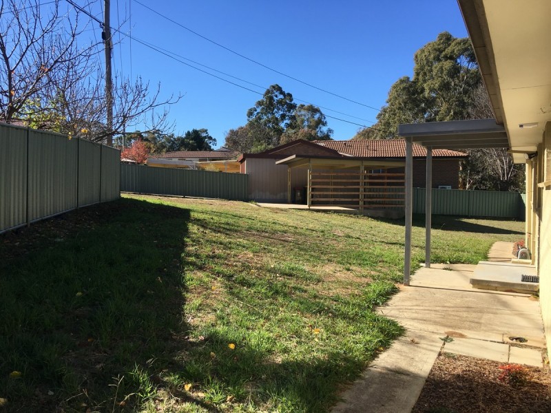 70 Degraves Crescent, Wanniassa ACT 2903