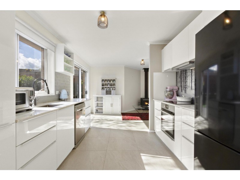 13 Wilson Crescent, Banks ACT 2906