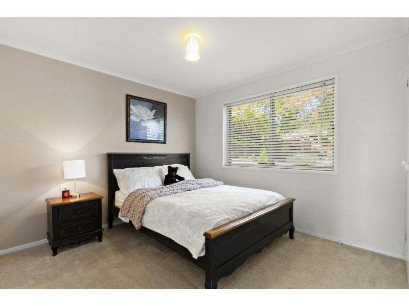 13 Wilson Crescent, Banks ACT 2906