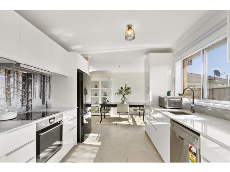 13 Wilson Crescent, Banks ACT 2906