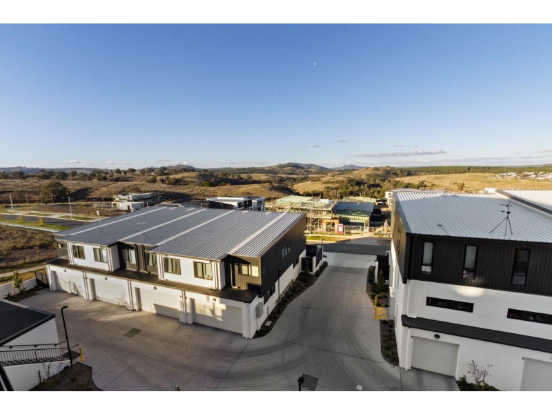 28/200 John Gorton Drive, Coombs NSW 2611