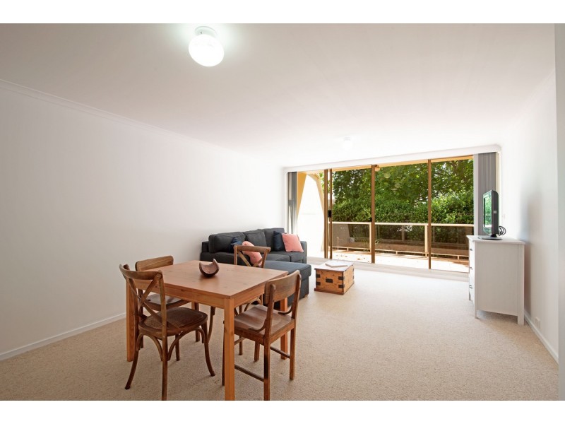 2 B/9 Chandler Street, Belconnen ACT 2617