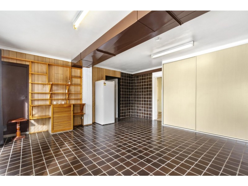 9 Molineaux Place, Farrer ACT 2607