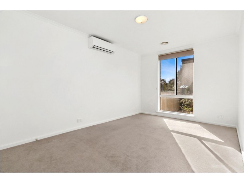 26 Epenarra Close, Hawker ACT 2614