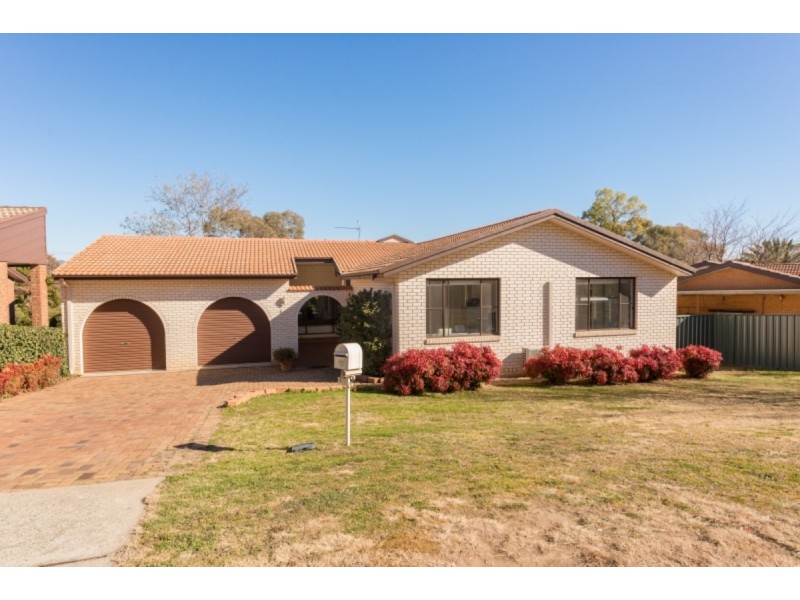 6 Michell Street, Monash ACT 2904