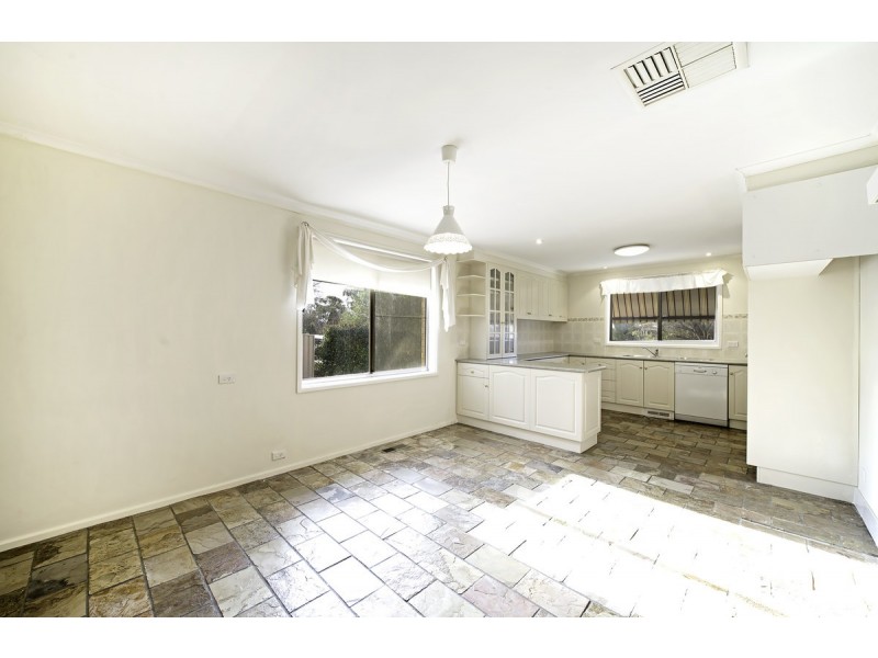 14 Pearson Street, Holder ACT 2611