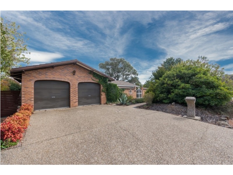 4 Farncomb Place, Gowrie ACT 2904