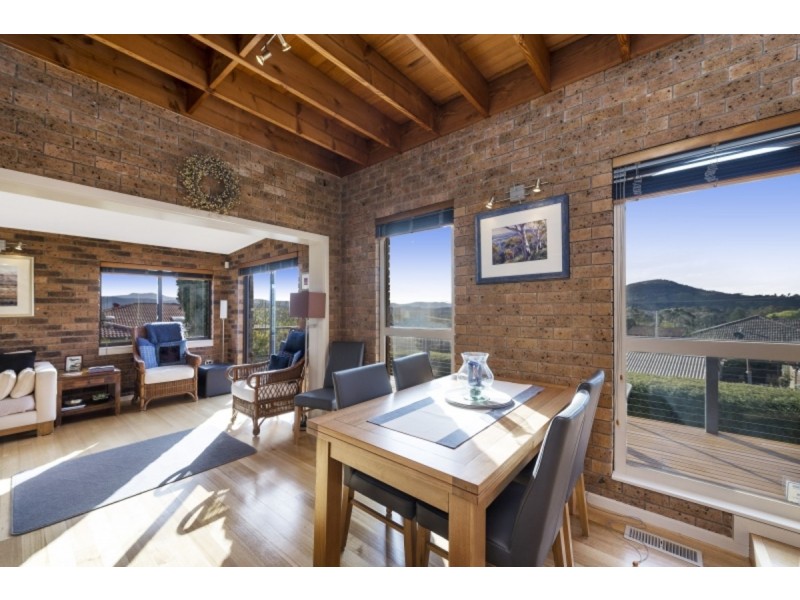 6 Styles Place, Wanniassa ACT 2903