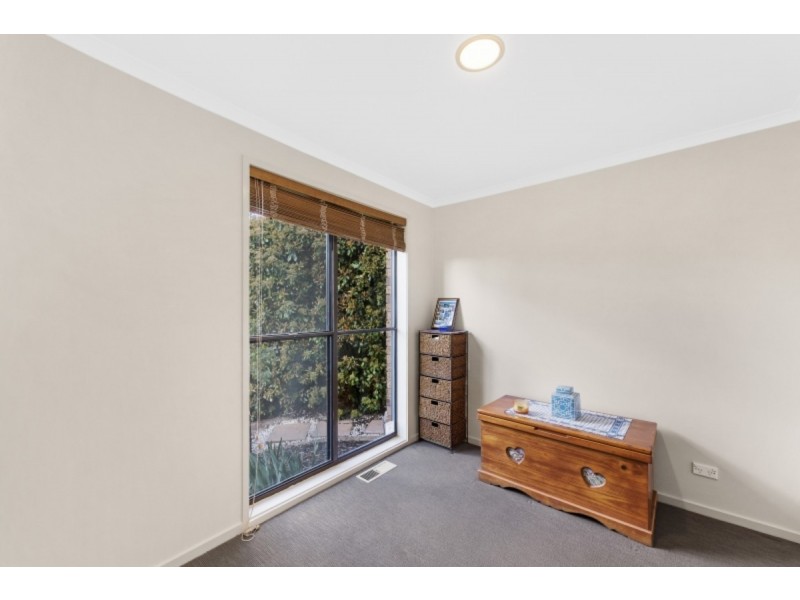6 Styles Place, Wanniassa ACT 2903
