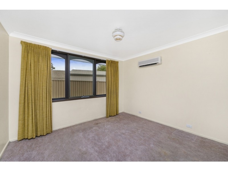 90 Namatjira Drive, Stirling ACT 2611