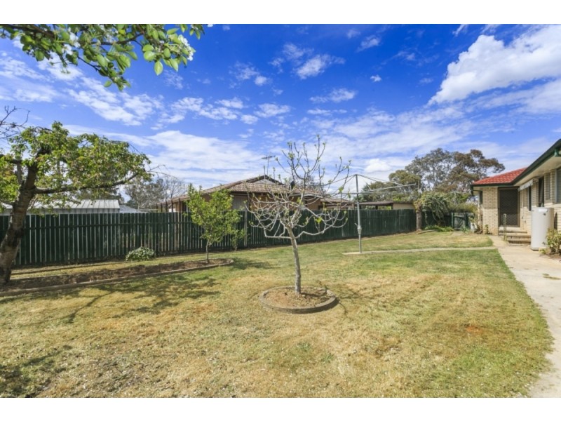 90 Namatjira Drive, Stirling ACT 2611