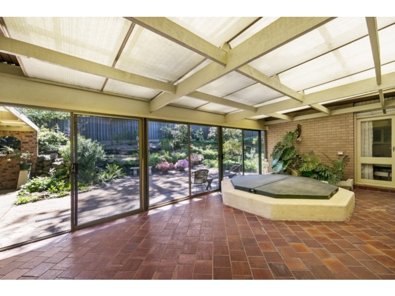 10 Johnson Place, Farrer ACT 2607