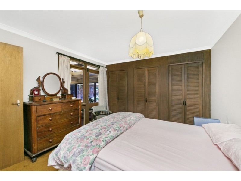 10 Johnson Place, Farrer ACT 2607