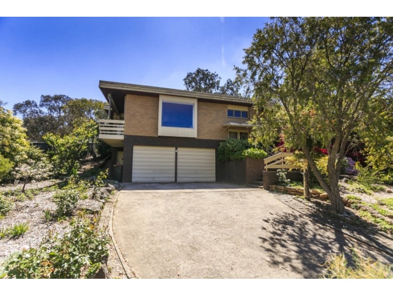 10 Johnson Place, Farrer ACT 2607