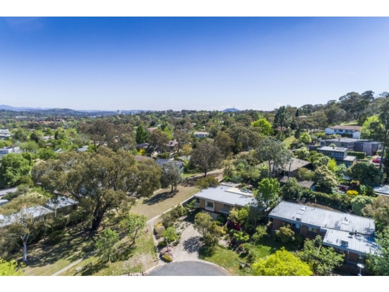 10 Johnson Place, Farrer ACT 2607
