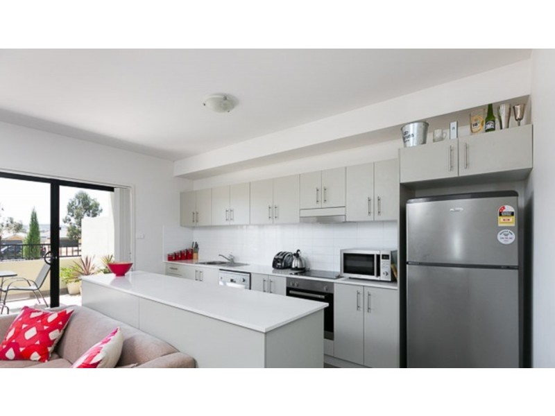14/1 Gungahlin Place, Gungahlin ACT 2912