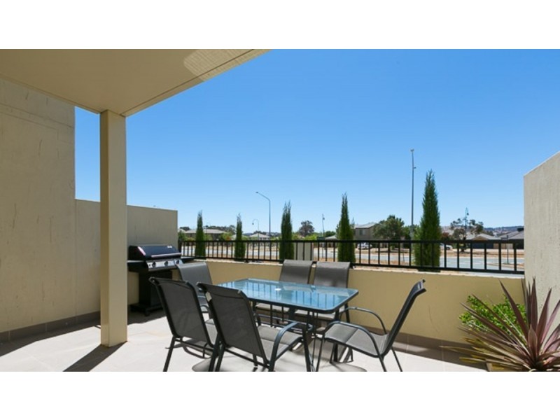14/1 Gungahlin Place, Gungahlin ACT 2912