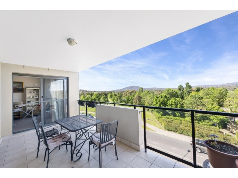 31/2 Eileen Good Street, Greenway ACT 2900