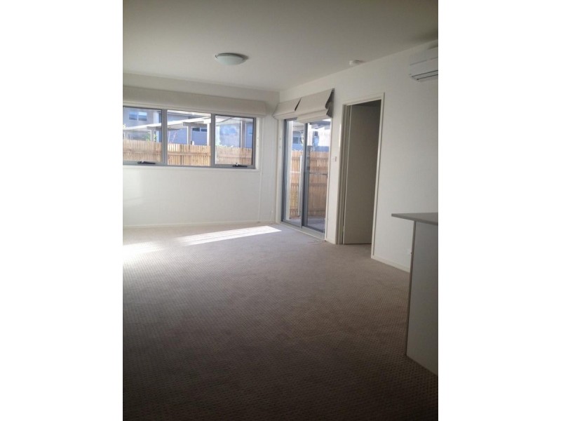 41/311 Flemington Road, Franklin ACT 2913