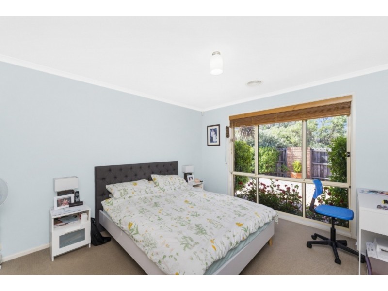 2/92 Casey Crescent, Calwell ACT 2905