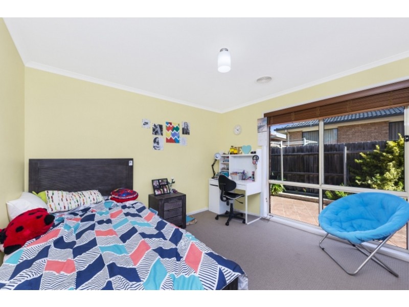 2/92 Casey Crescent, Calwell ACT 2905