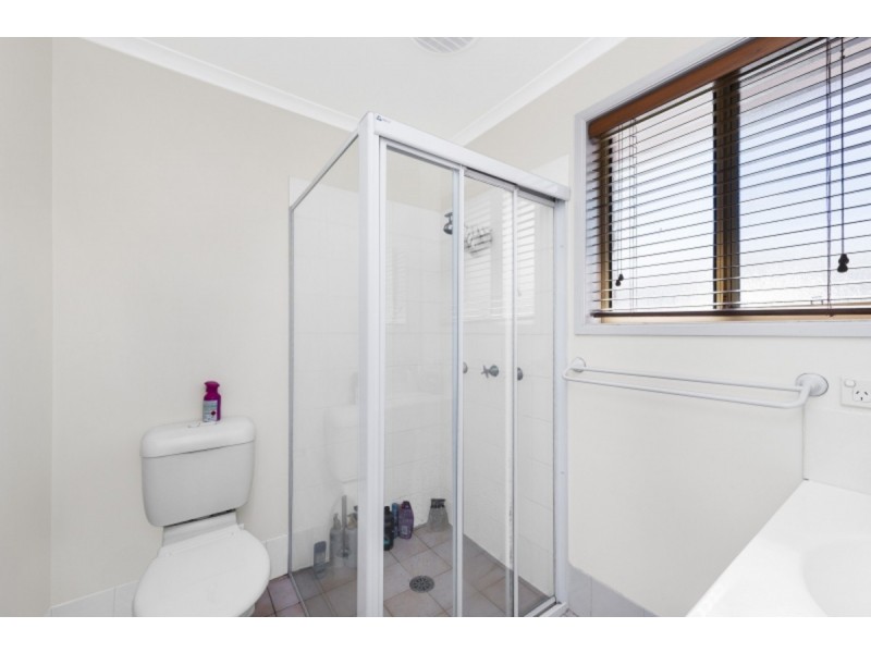 2/92 Casey Crescent, Calwell ACT 2905