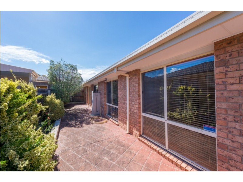 2/92 Casey Crescent, Calwell ACT 2905