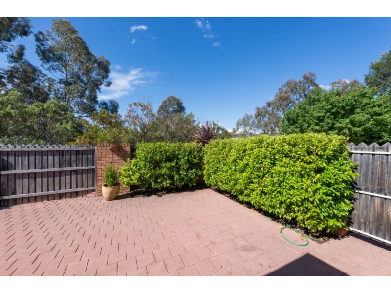2/92 Casey Crescent, Calwell ACT 2905