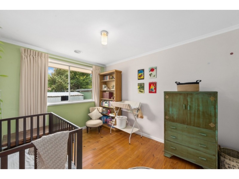 14 East Place, Kambah ACT 2902