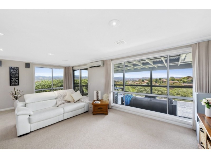 16 Tatchell Street, Calwell ACT 2905
