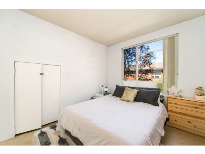 14/25 Mackennal Street, Lyneham ACT 2602