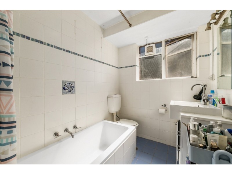 14/25 Mackennal Street, Lyneham ACT 2602