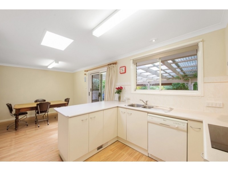 64 Bacchus Circuit, Kambah ACT 2902