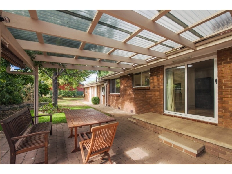 64 Bacchus Circuit, Kambah ACT 2902