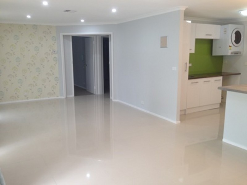 27A Cossington Smith Crescent, Lyneham ACT 2602