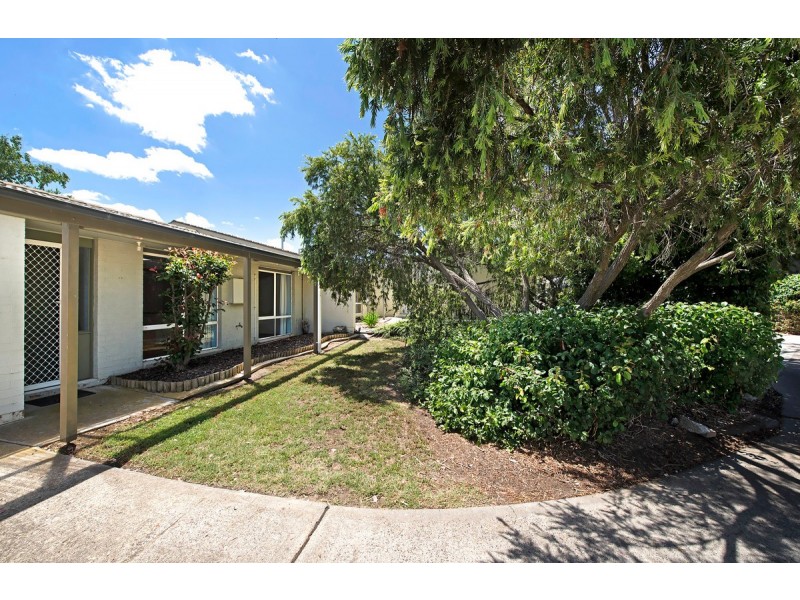 2/9 Ferry Place, Gordon ACT 2906