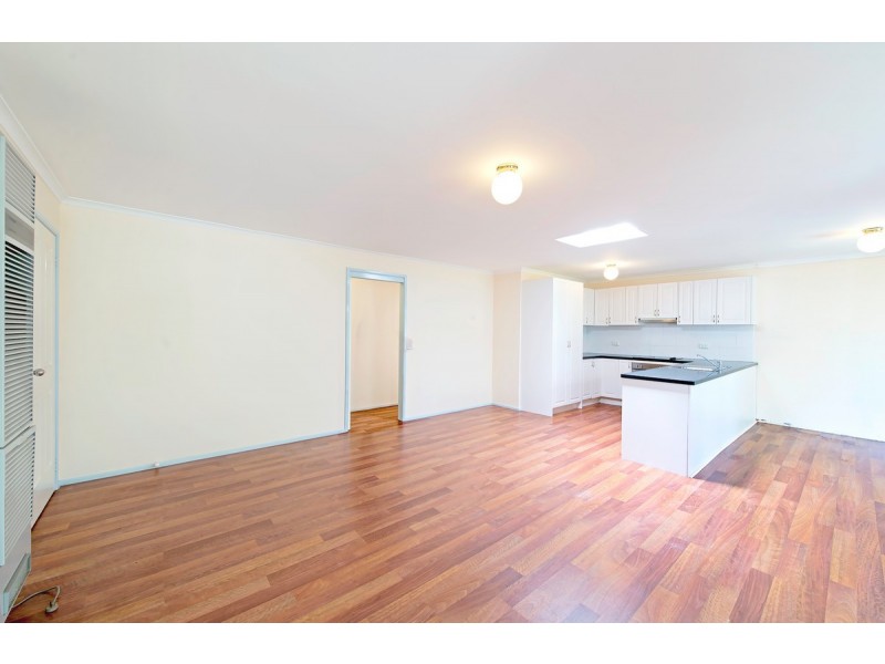 2/9 Ferry Place, Gordon ACT 2906