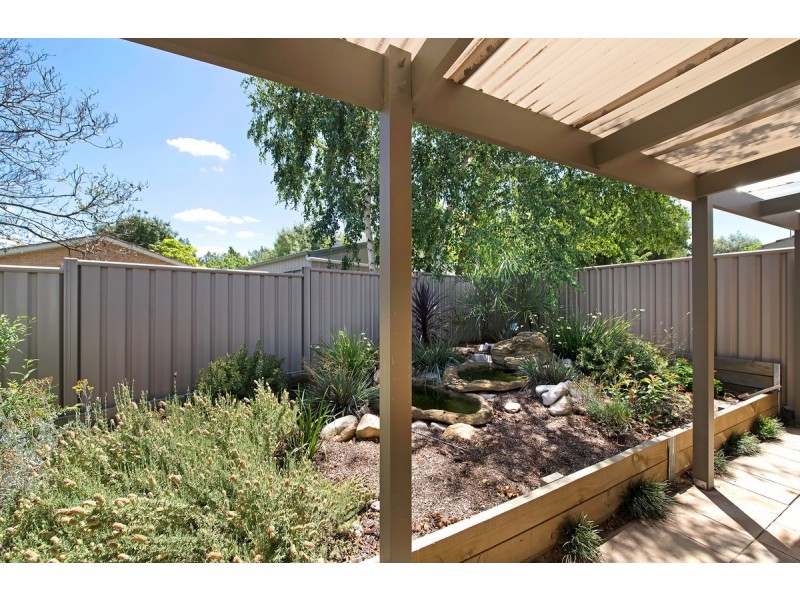 2/9 Ferry Place, Gordon ACT 2906