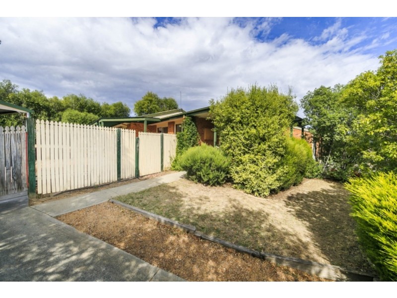 13 Zeitz Court, Banks ACT 2906