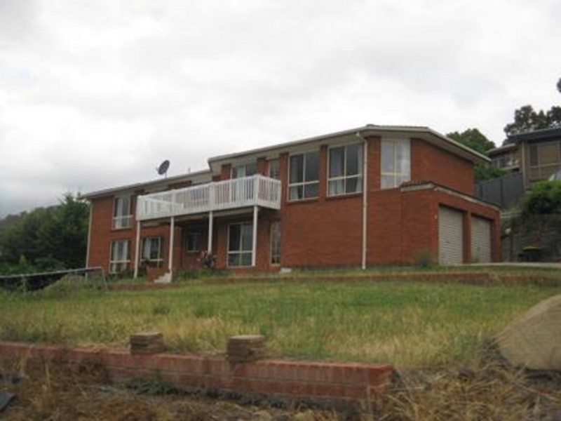 9 Tuthill Place, Calwell ACT 2905
