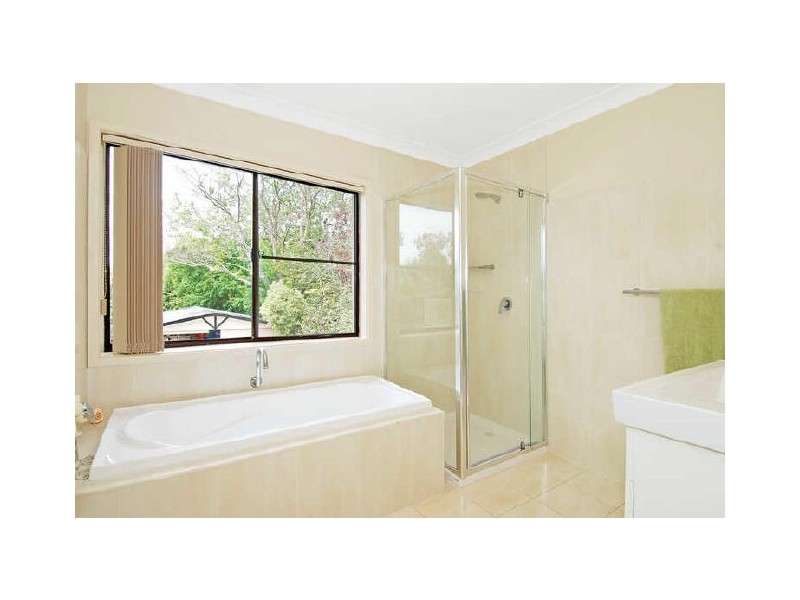 17 Caber Street, Moss Vale NSW 2577