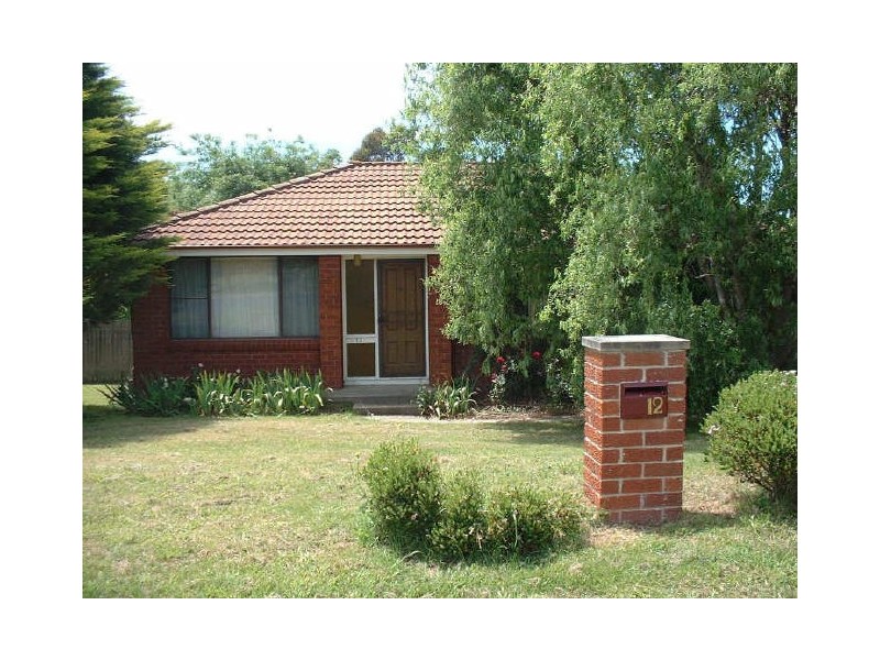12 Willow Drive, Moss Vale NSW 2577