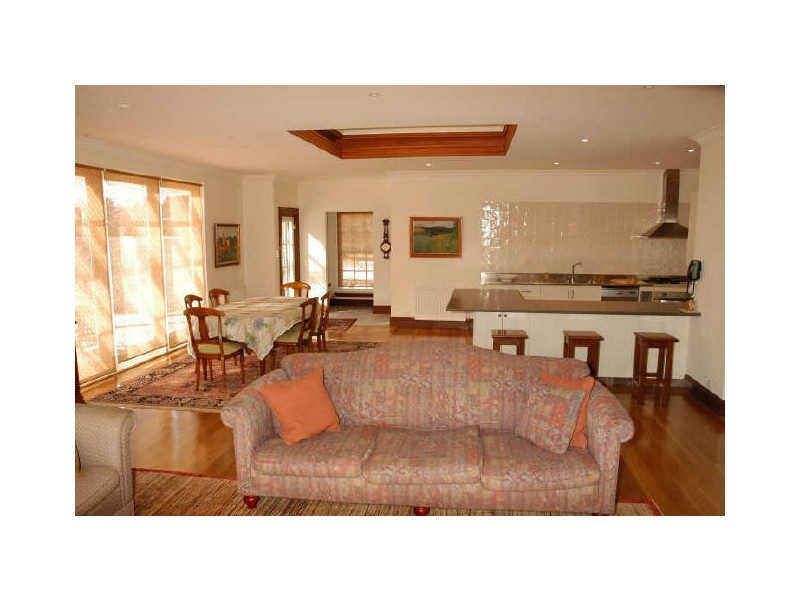 THE MINNOWS/ Railway Parade, Burradoo NSW 2576