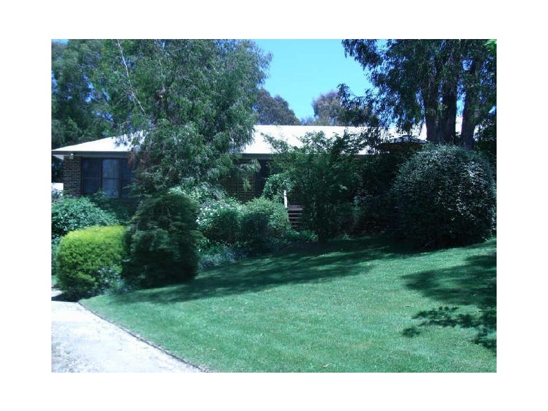 12 Cooke Place, Moss Vale NSW 2577