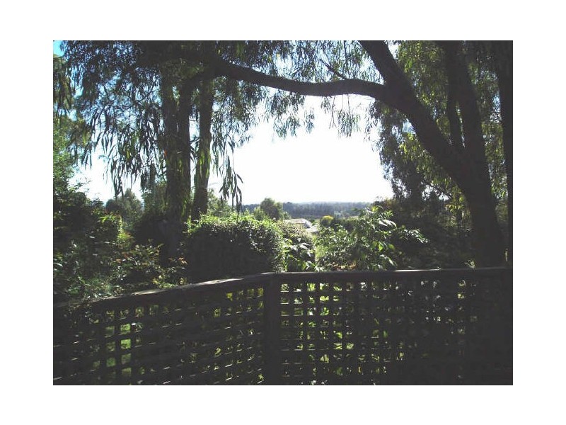 12 Cooke Place, Moss Vale NSW 2577