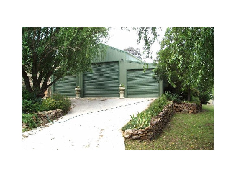 KAREENA/ Inverary Road, Paddys River NSW 2577