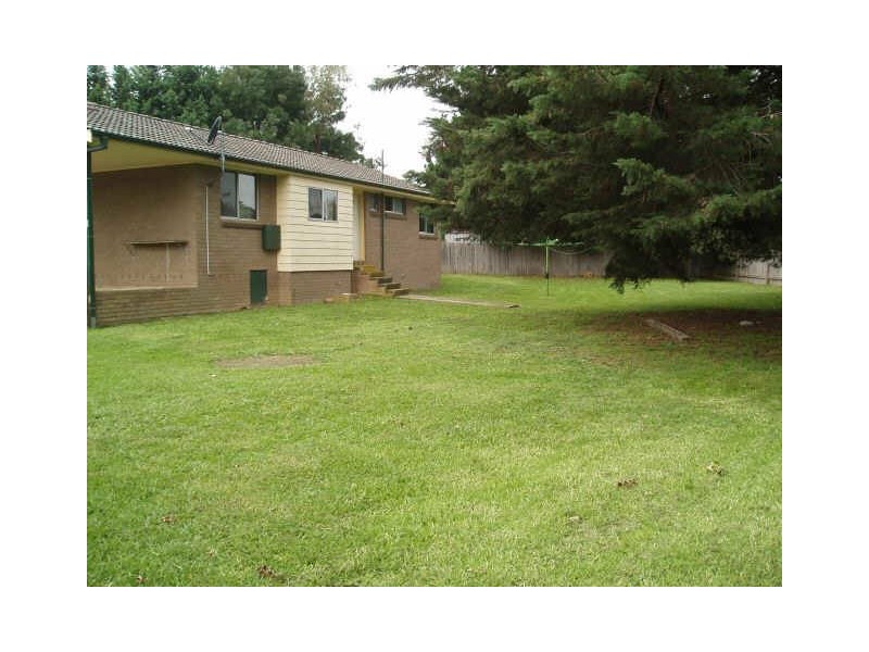 17 Ball Street, Moss Vale NSW 2577