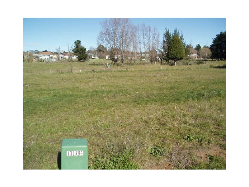 13 Roche Close, Moss Vale NSW 2577