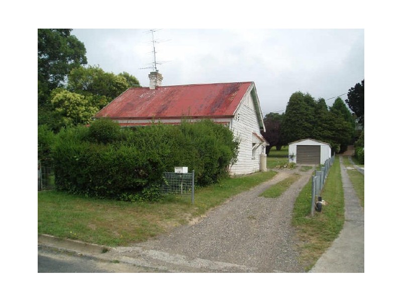 33 Spring Street, Moss Vale NSW 2577